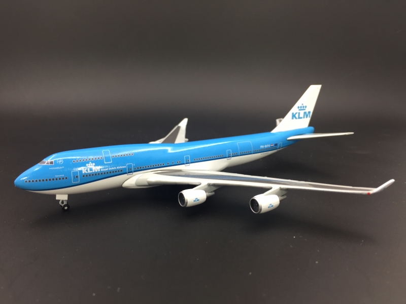 1:500 KLM B747-400
