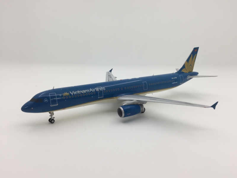 1:200 Vietnam Airlines A321 ...