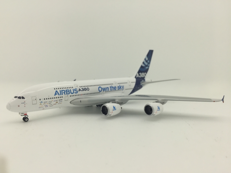1:400 House Colour A380
