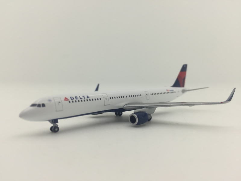 1:500 Delta A321