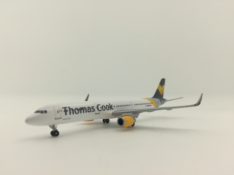 1:500 thomas Cook Airlines  ...