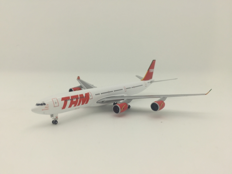 1:500 TAM A340-500