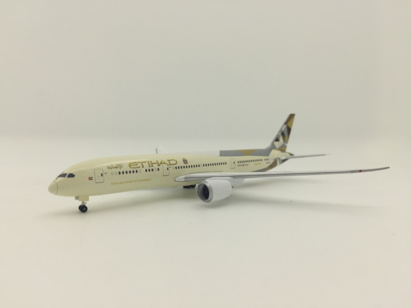 1:500 Etihad Airways B787-9