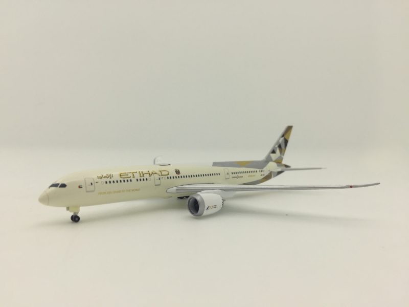 1:500 Etihad Airways B787-9