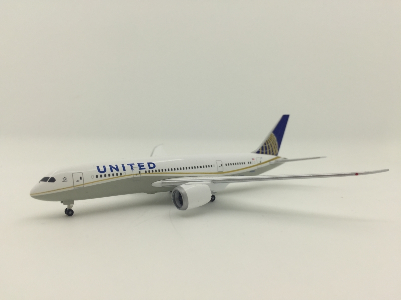 1:500 United Airlines B787- ...