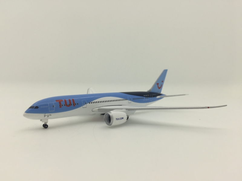 1:500 TUI Airlines B787-8