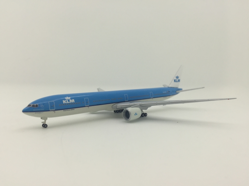 1:500KLM B777-300ER