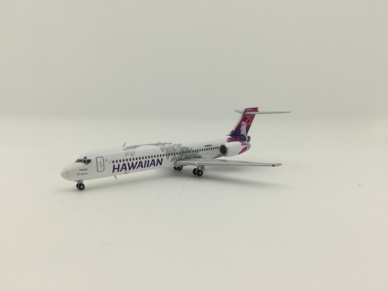 1:400 Hawiian Ailines B717- ...