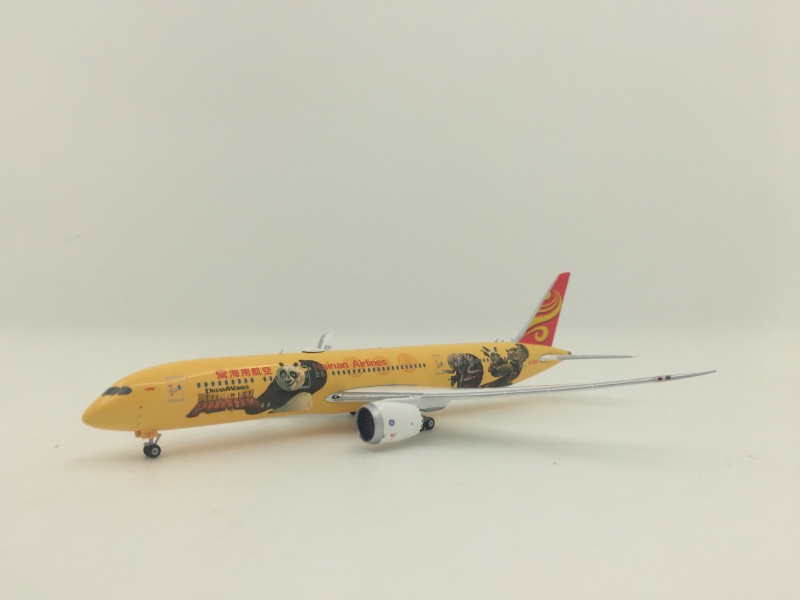 1:400 Hainan Airlines B787- ...