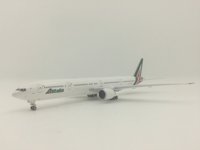 1:400 Alitalia B777-300ER