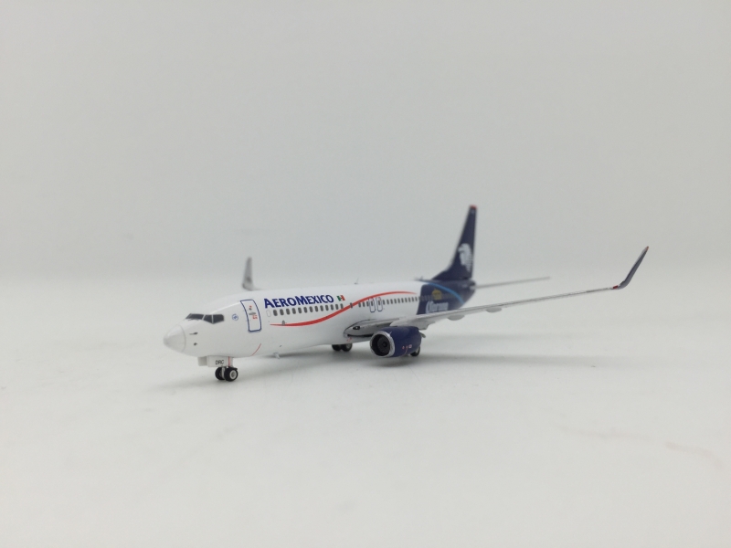 1:400 AeroMexico
