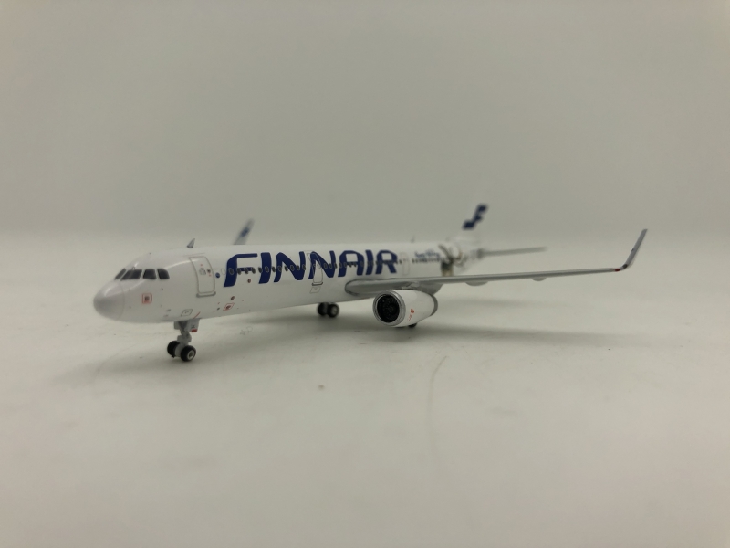 1:400 Finnair A321 (Christm ...