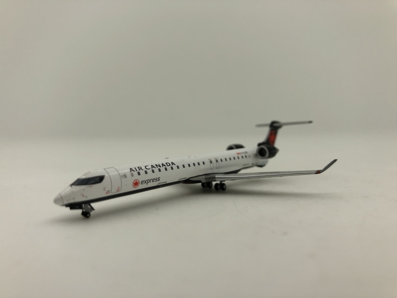 1:400 Air Canada Express CR ...
