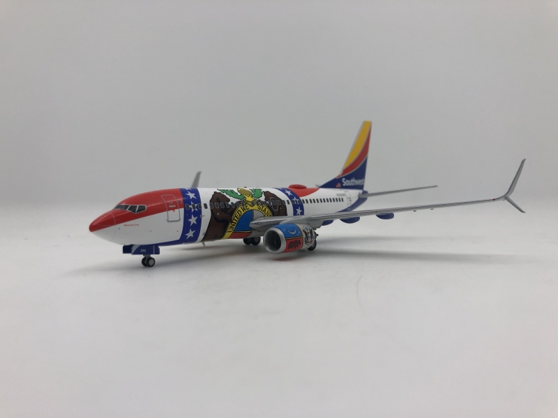 1:200 Southwest Airlines B7 ...