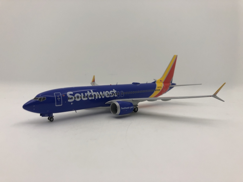 1:200 Southweest Airlines B ...