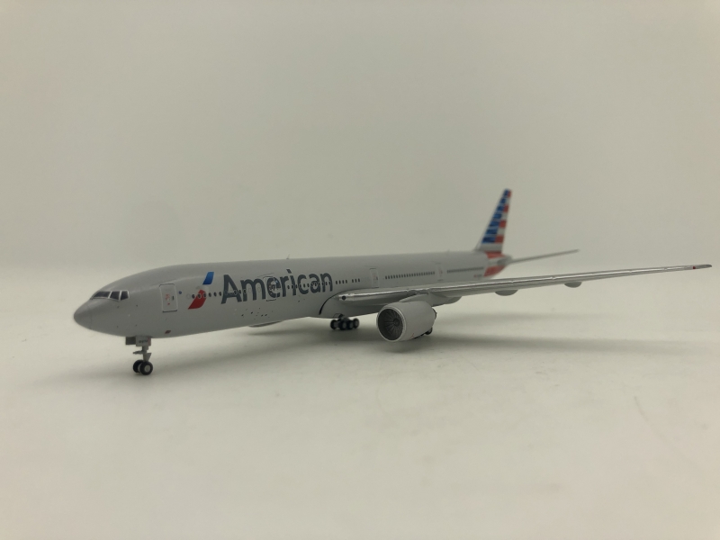 1:400 American Airlines B77 ...