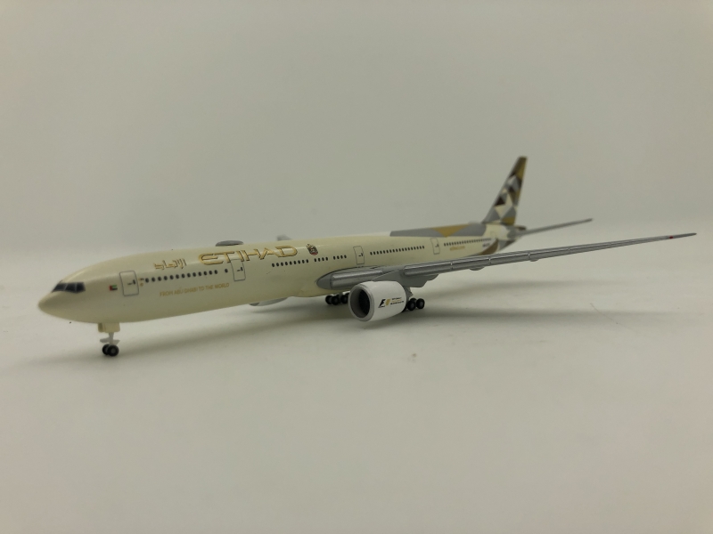 1:500 Etihad Airways B777-3 ...