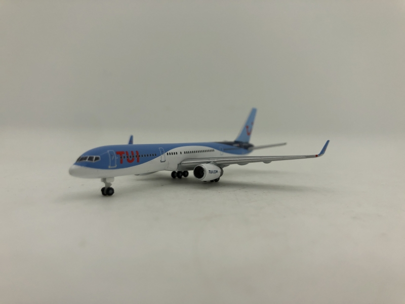 1:500 TUI Airlines B757-200
