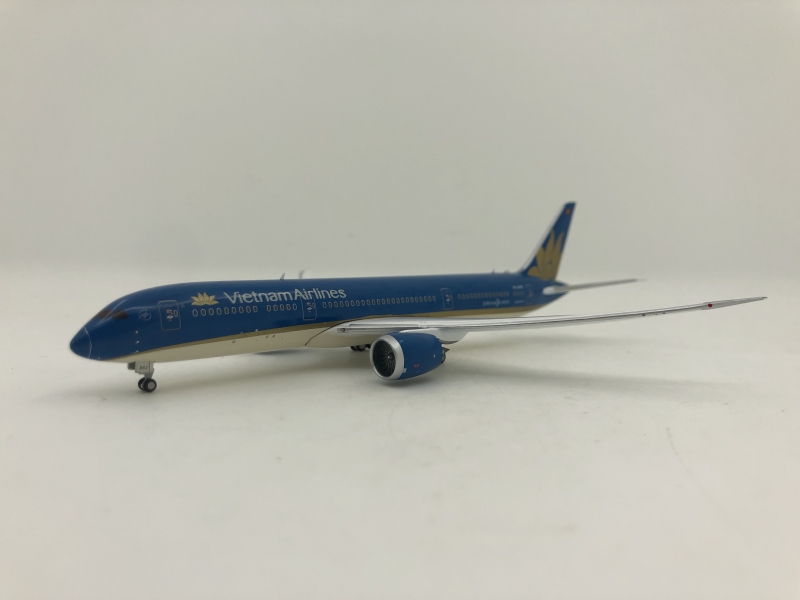 1:400 Vietnam B787-9