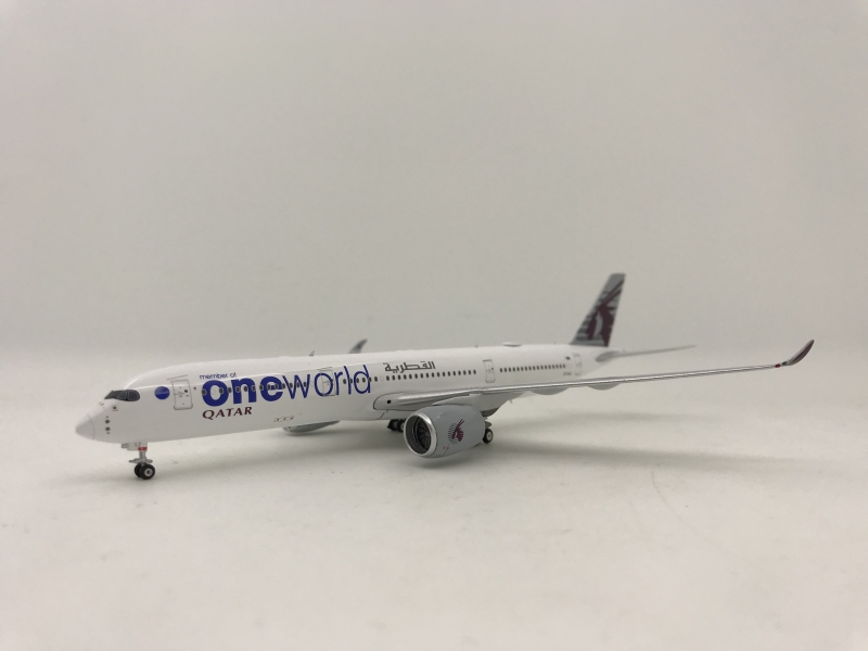 1:400 Qatar Airways A350-90 ...