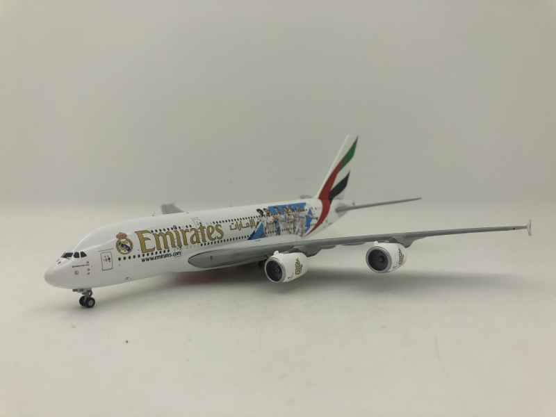 1:400 Emirates A380-800 (Re ...