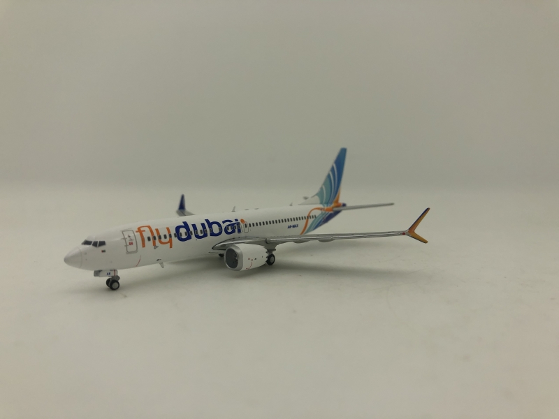 1:400 Flydubai B737 Max 8