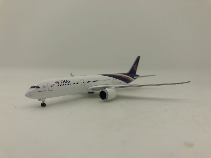 1:500 Thai Airways B787-9