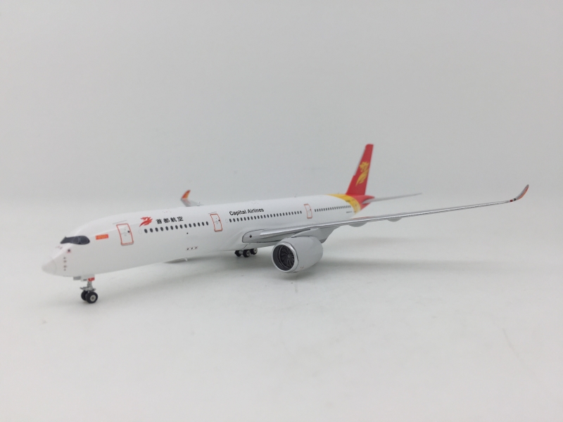 1:400 Capital Airlines A350 ...