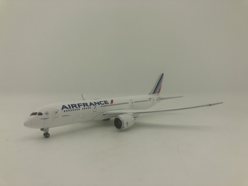 1:400 Air France B787-9