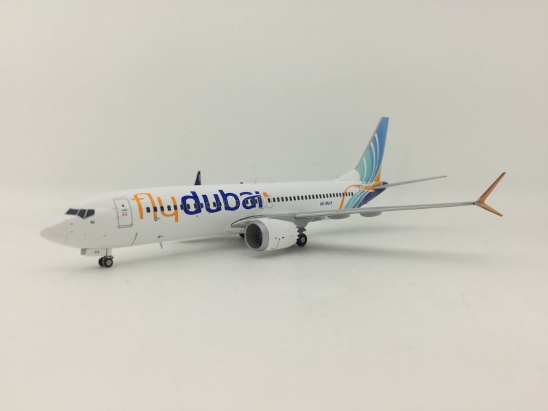 1:200 Fly Dubai B737 MAX 8