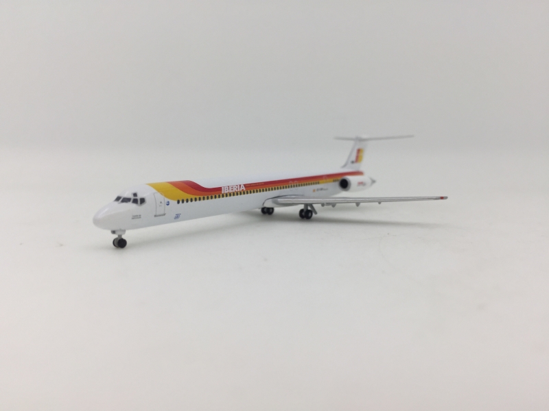 1:500 Iberia MD-88