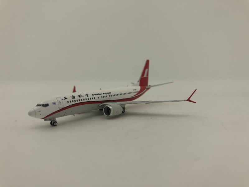 1:400 Shanghai Airlines B73 ...