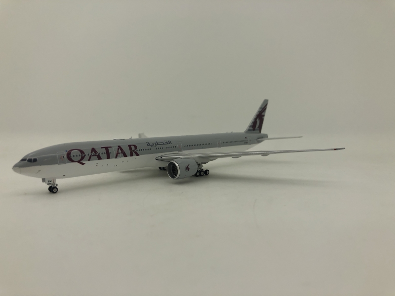 1:400 Qatar Aiways B777-300 ...