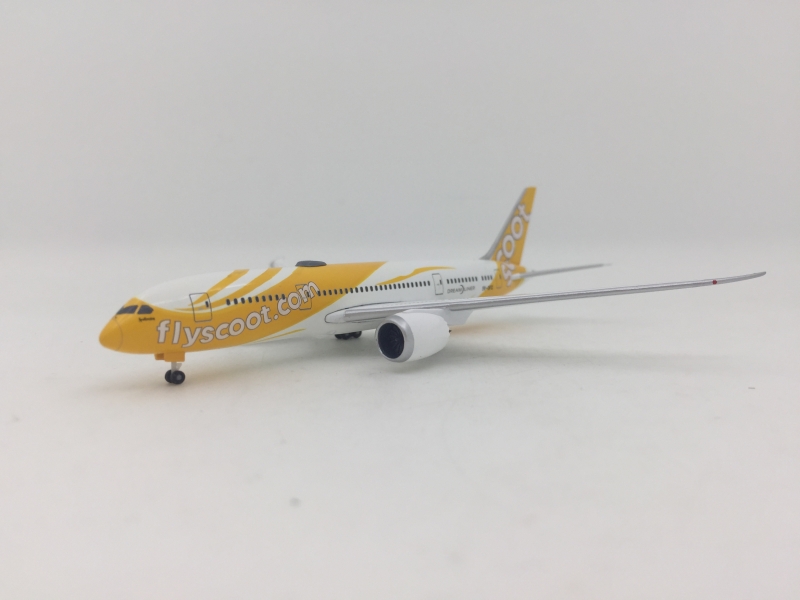 1:500 Scoot B787-8 (Kama Sc ...