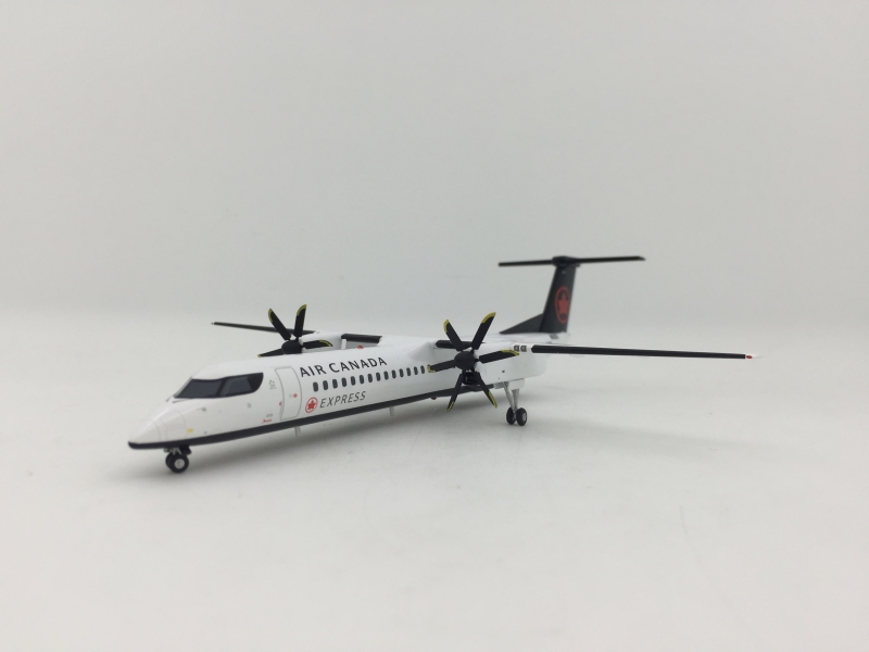 1:200 Air Canada Bombardier ...