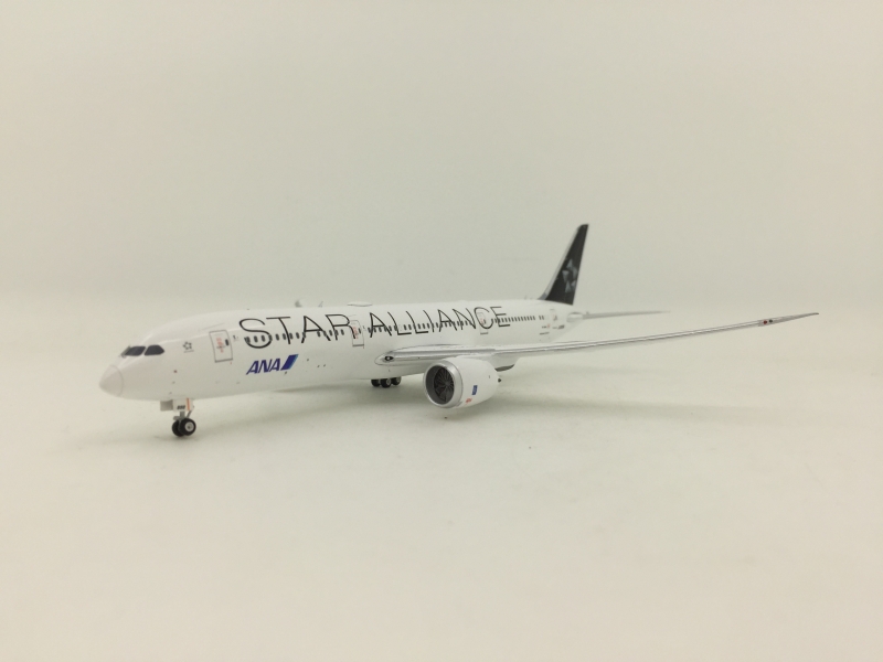 Phoenix 1:400 ANA B787-9 (S ...
