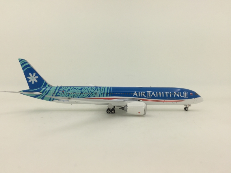 Phoenix 1:400 Air Tahiti Nu ...