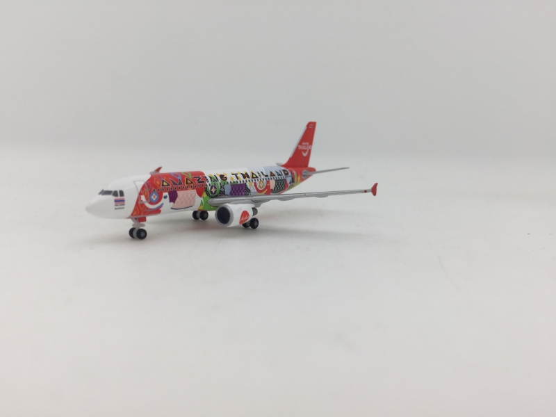Herpa 1:500 Air Asia A320 ( ...