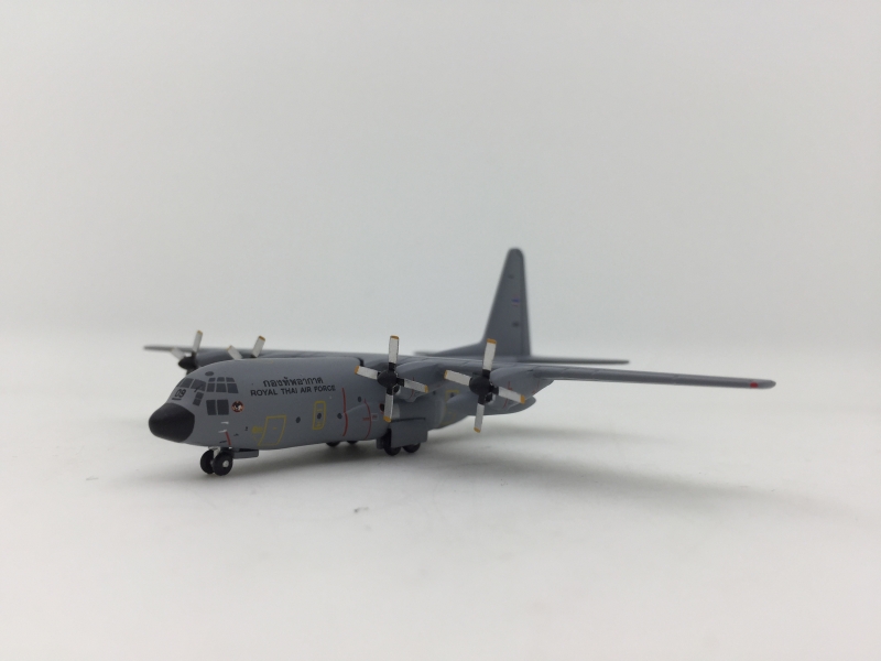 Gemini Jets 1:400 Royal Tha ...