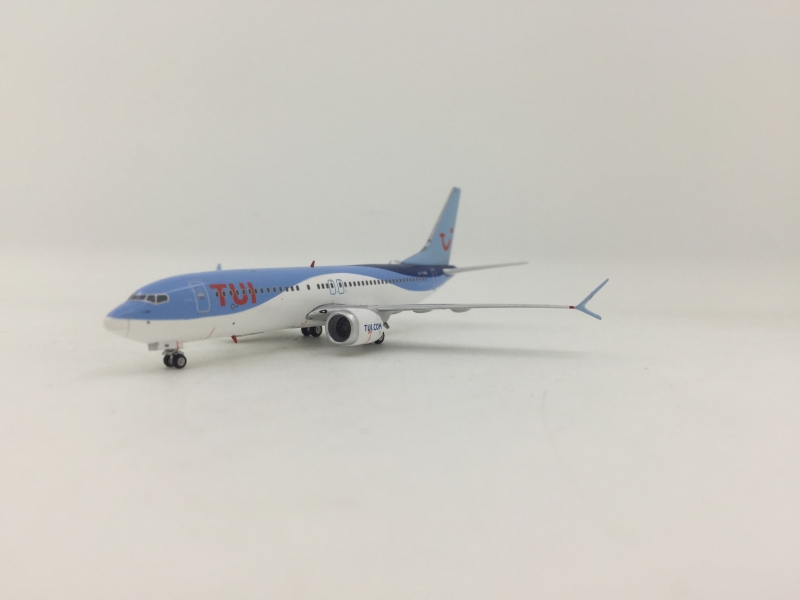 Phoenix 1:400 TUI fly B737- ...
