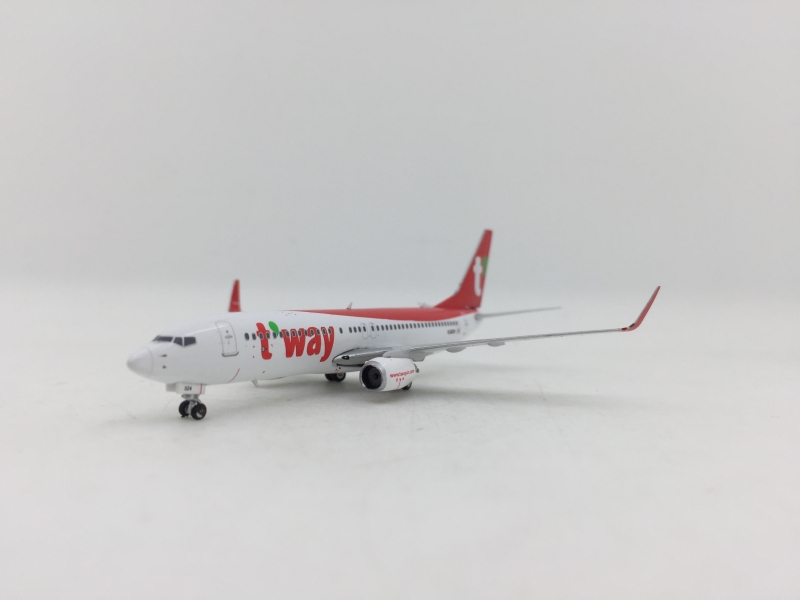 Phoenix 1:400 T way B737-80 ...