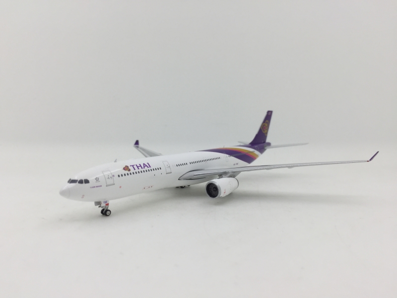 Phoenix 1:400 Thai Airways  ...
