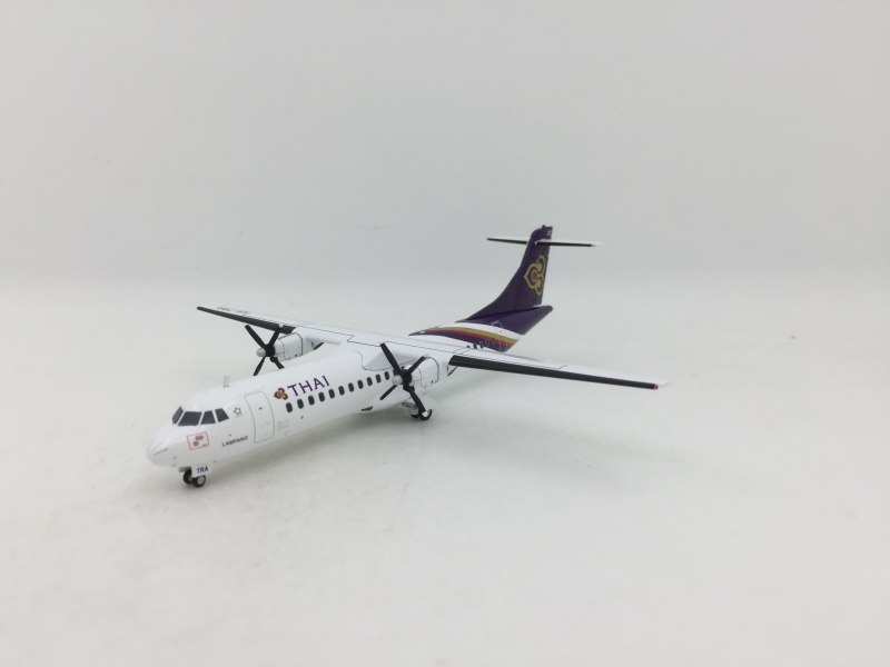 1:200 Thai Airways ATR-72-2 ...