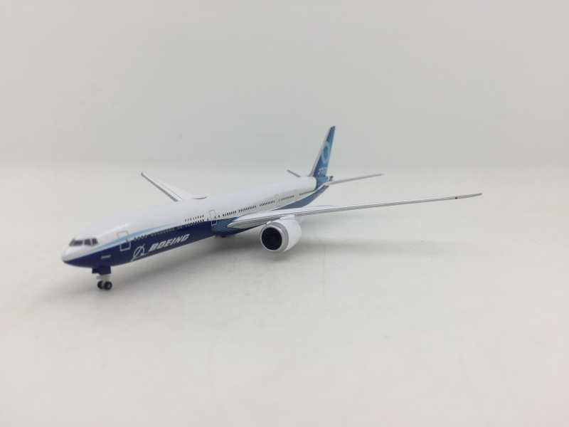 1:500 Boeing House Color B7 ...