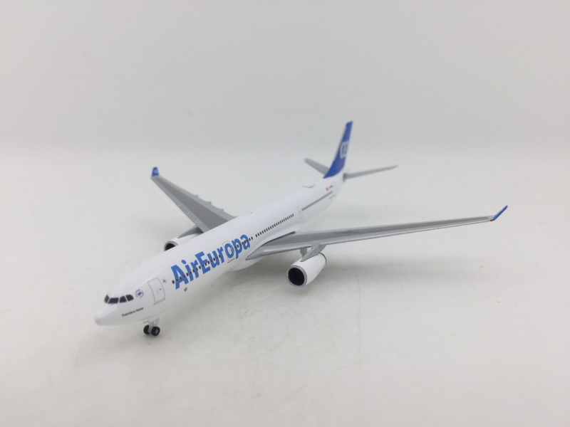 1:500 Air Europe A330-300 ( ...