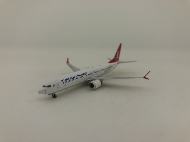 1:400 Turkish Airlines B737 ...