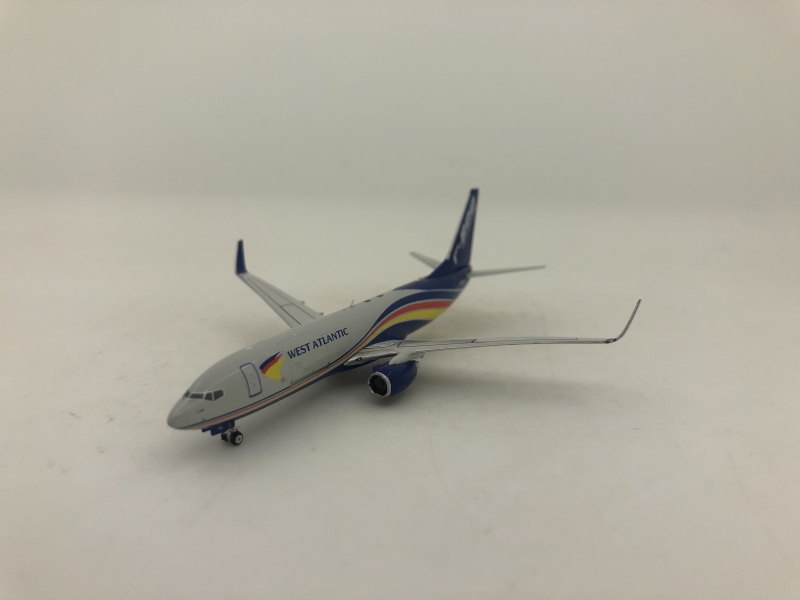 1:400 West Atlantic B737-80 ...