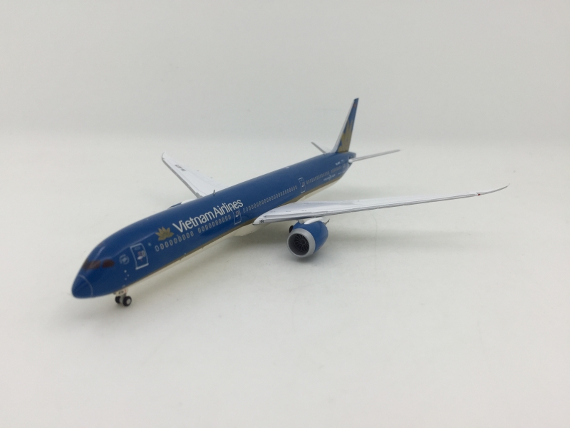 1:400 Vietnam Airlines B787 ...