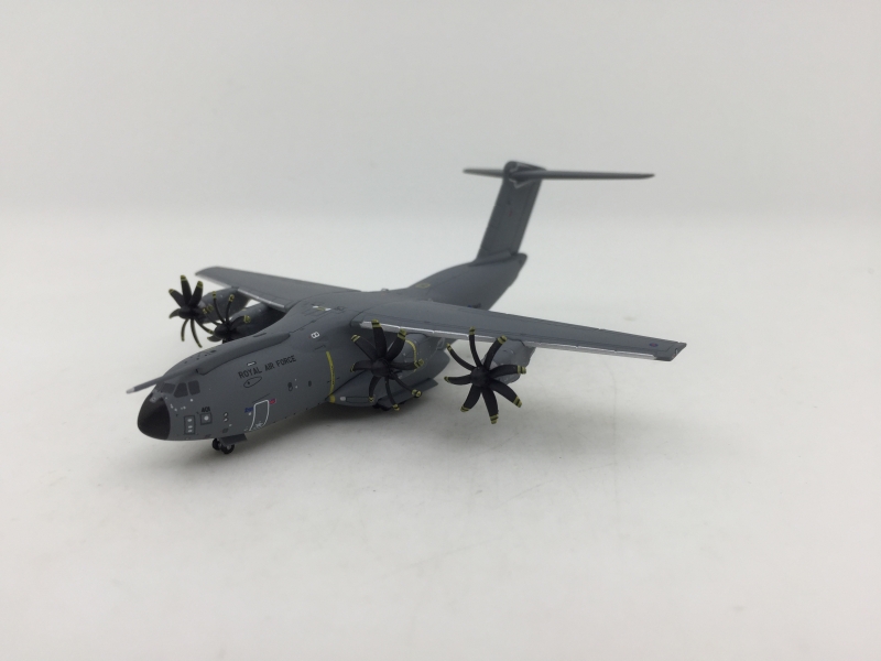 1:400 Royal Air Force A400M ...