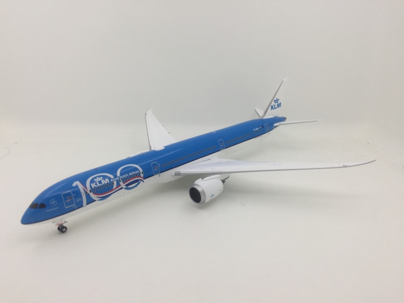 Gemini Jets 1:200 KLM B787- ...